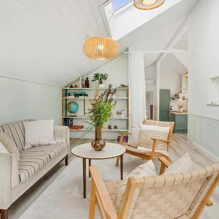 Vakantiehuis 3 Bedroom Awesome In Otterup