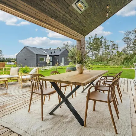 Feriehus 3 Bedroom Awesome In