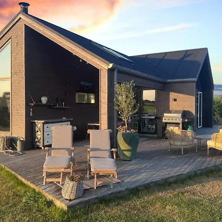 3 Bedroom Awesome In