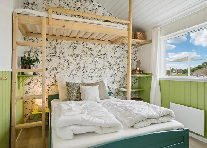 3 Bedroom Awesome In Otterup Holiday home