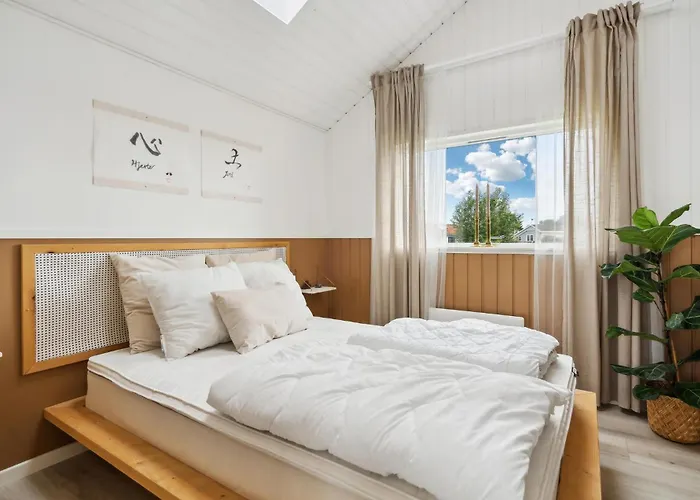 3 Bedroom Awesome In *