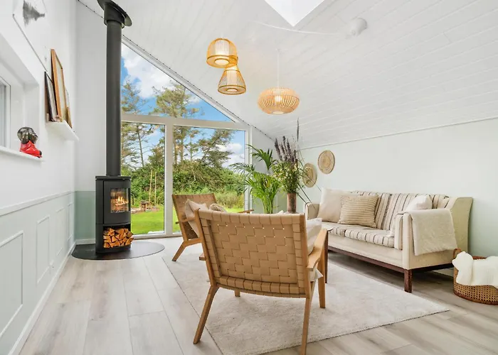 Holiday home 3 Bedroom Awesome In Otterup