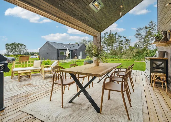 Holiday home 3 Bedroom Awesome In Otterup