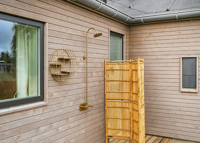 3 Bedroom Awesome In